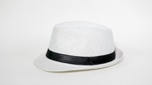 Chapeau Panama Blanc avec Rebord Noir